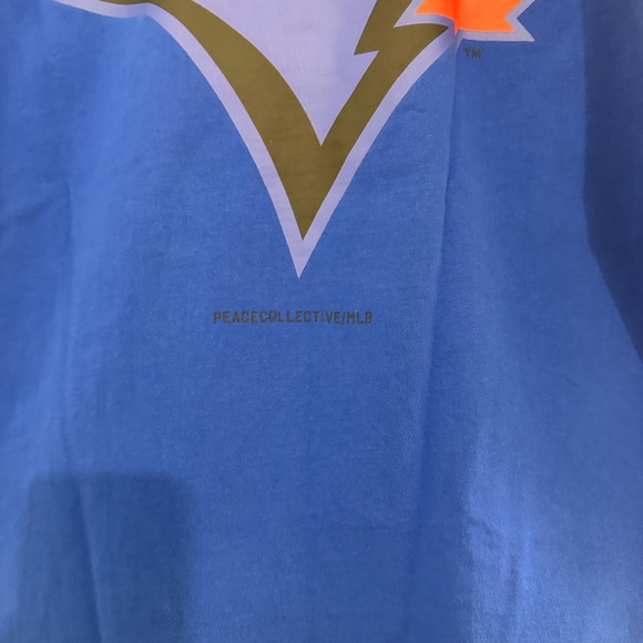 Peace Collective Blue Jays tee. - Picture 3 of 4